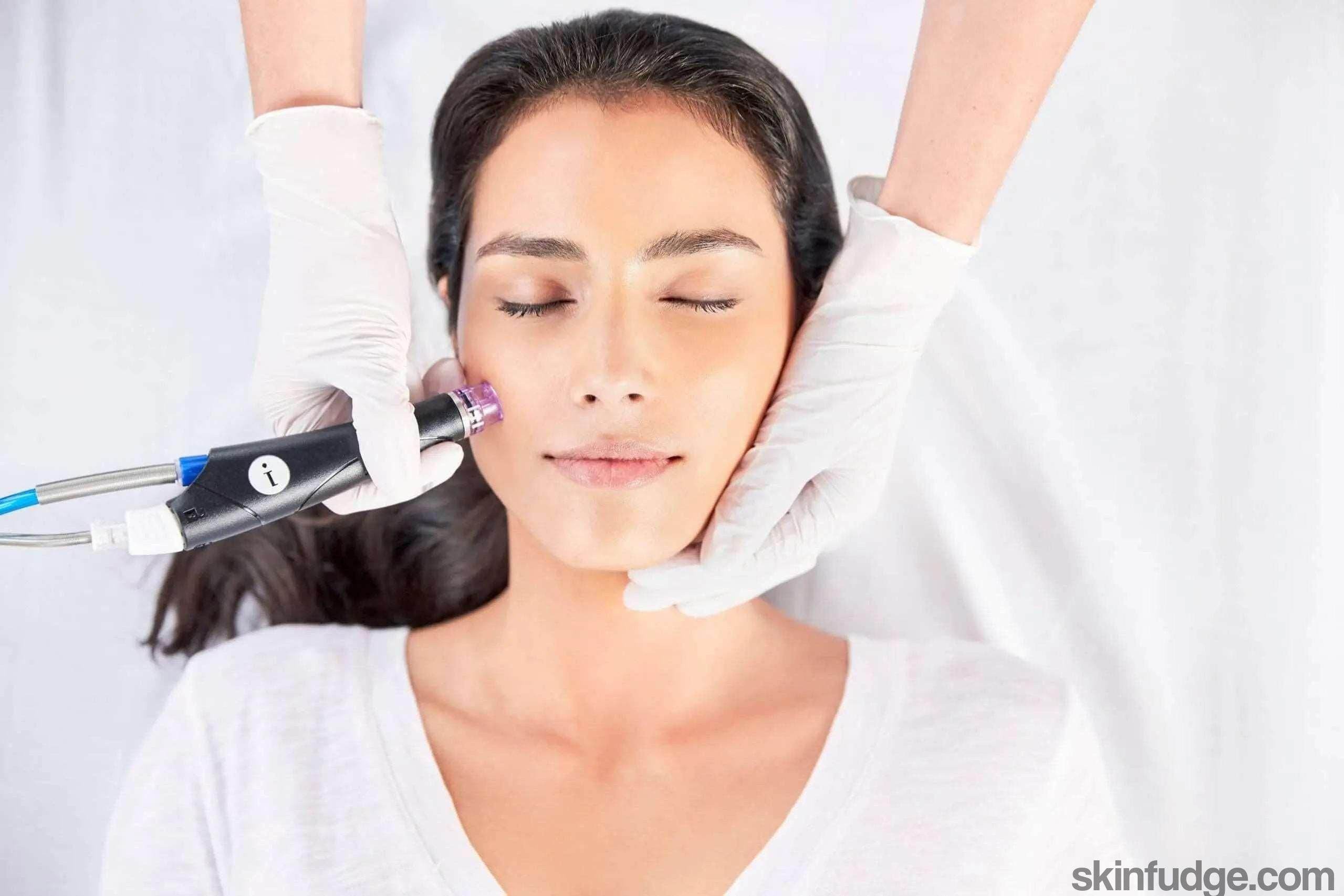 Hydra Facial - SKINFUDGE Aesthetics | Painless, No Side Effects, Natural Looking Results